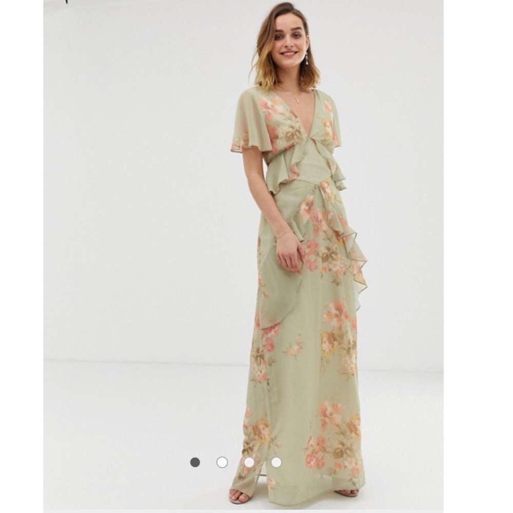 Hope & Ivy ruffle floaty maxi dress